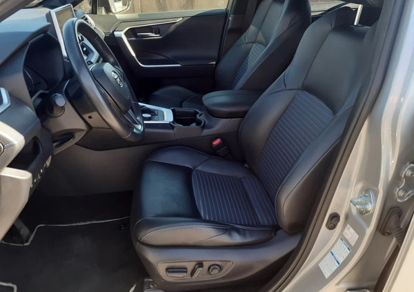 Toyota RAV4 cena 149800 przebieg: 74000, rok produkcji 2020 z Sierpc małe 497